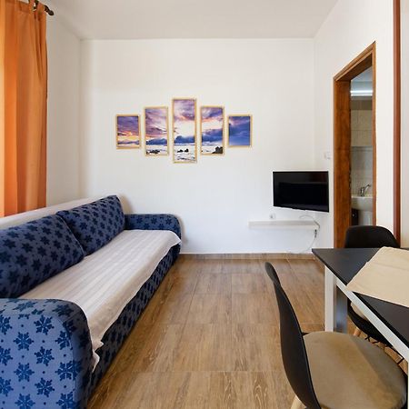 Apartments Exotica By Rent Istria Фунтана Экстерьер фото