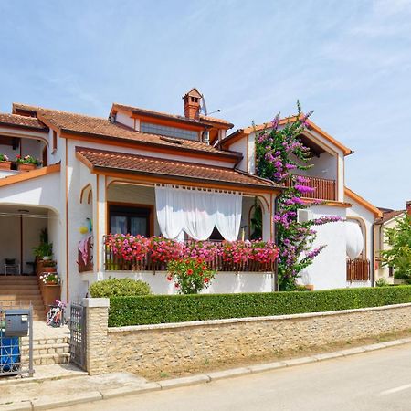 Apartments Exotica By Rent Istria Фунтана Экстерьер фото