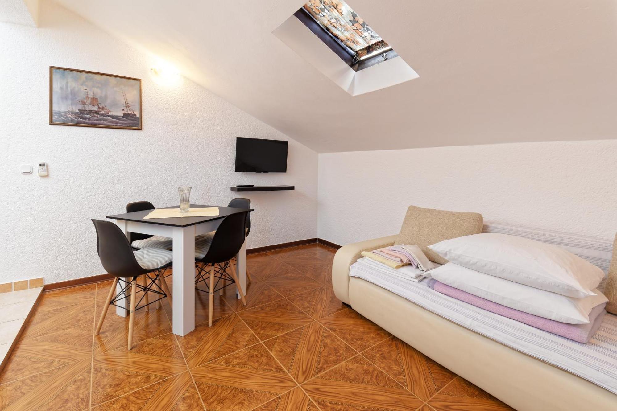 Apartments Exotica By Rent Istria Фунтана Экстерьер фото
