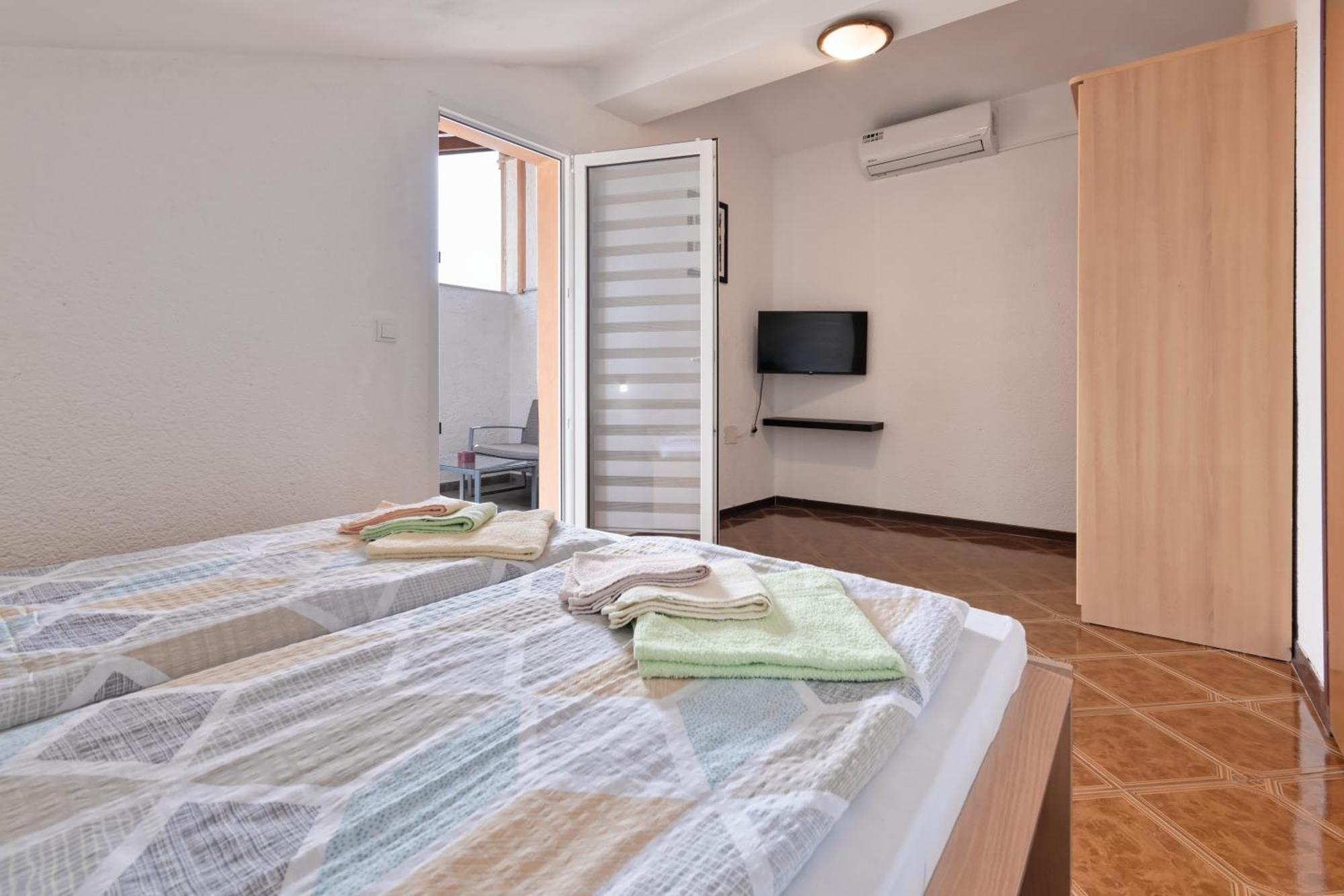 Apartments Exotica By Rent Istria Фунтана Экстерьер фото