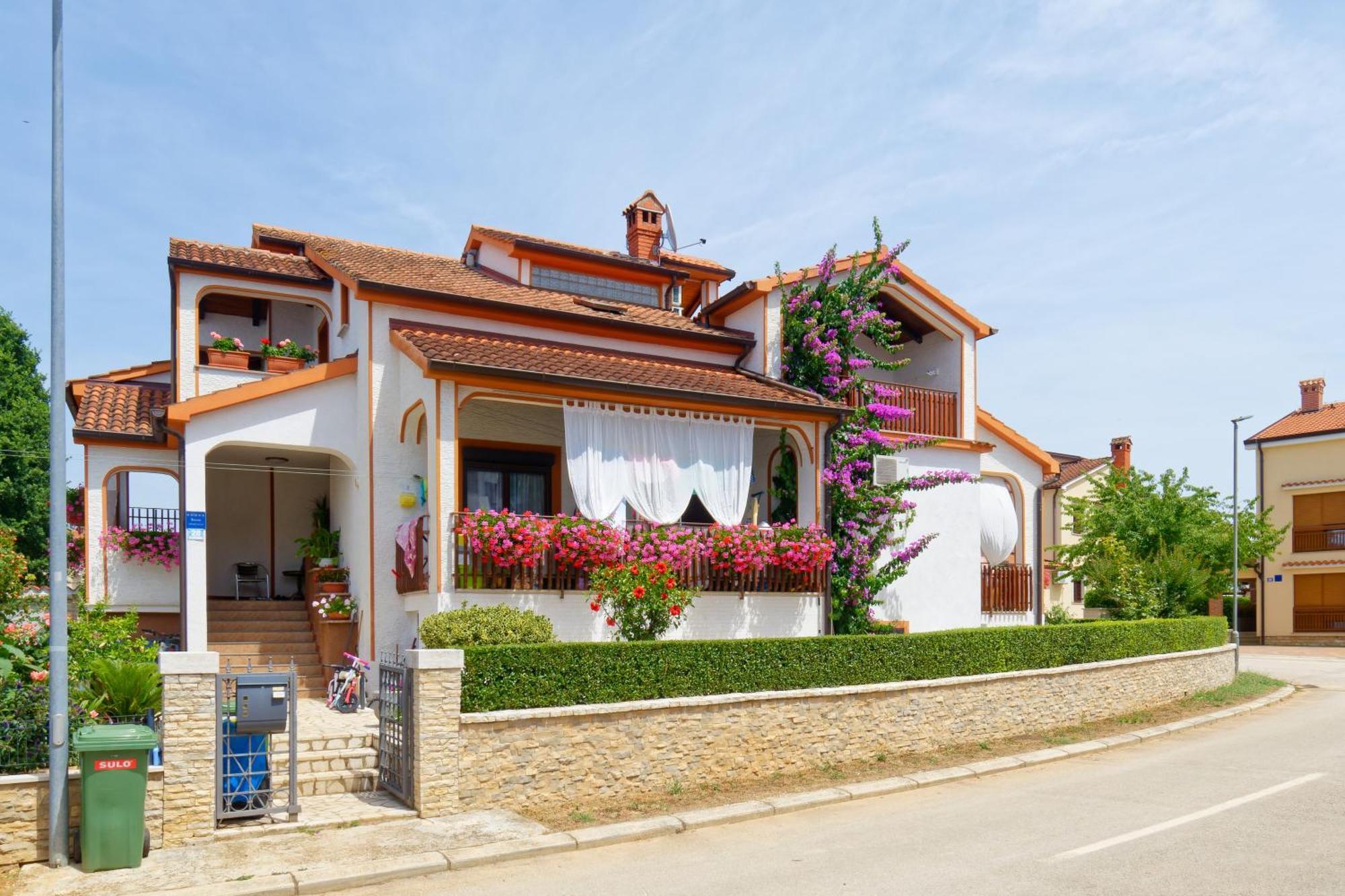 Apartments Exotica By Rent Istria Фунтана Экстерьер фото